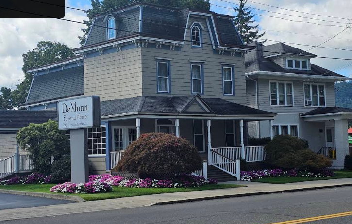 Demunn Funeral Home